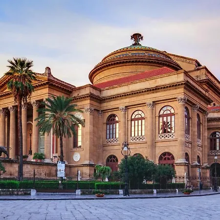 Ai Teatri Palermo